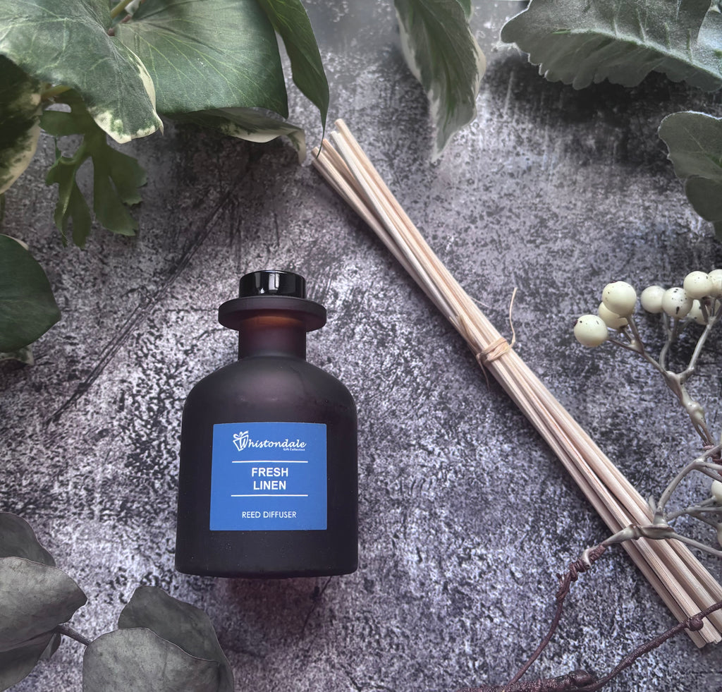 Amber Frosted Tulip Bottle Reed Diffuser - Fresh Linen