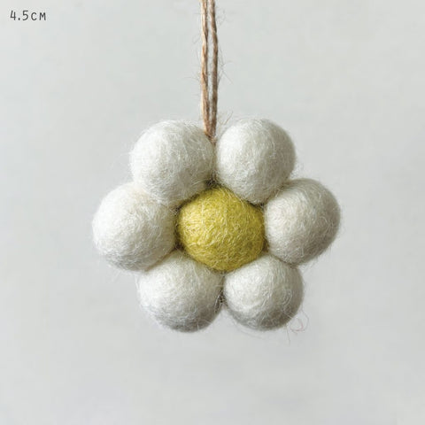 Felt Easter Daisy in White & Yellow - Easter Decoration