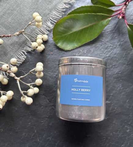 Aluminium Candle Tin - Holly Berry