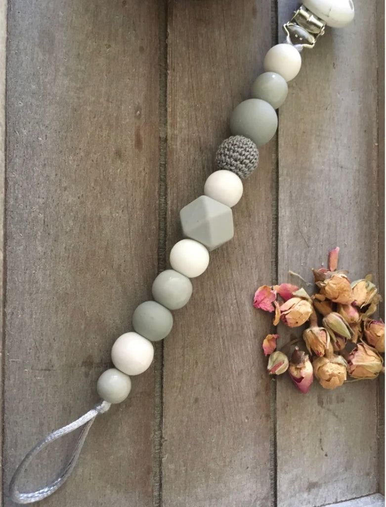Dummy Clip - Grey Tones